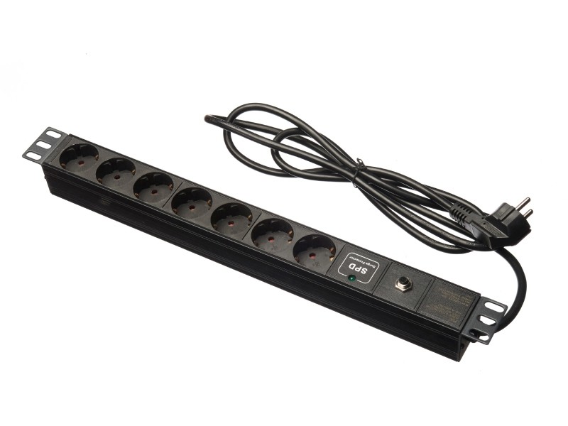 Блок розеток 19, 16А, 7 розеток, шнур 1.8м, с защитой, черный